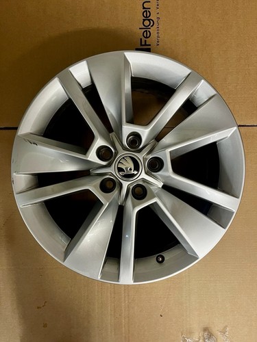Original skoda karoq nu - 1x,
